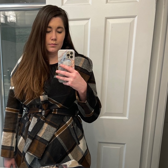 Meet your Posher, Kelly - Picture 1 of 1